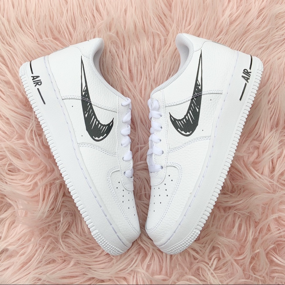 New Nike Air Force 1 Limited Edition Sneakers Rare - Picture 5 of 5
